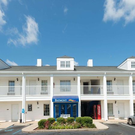 Baymont By Wyndham Greenville Exterior photo